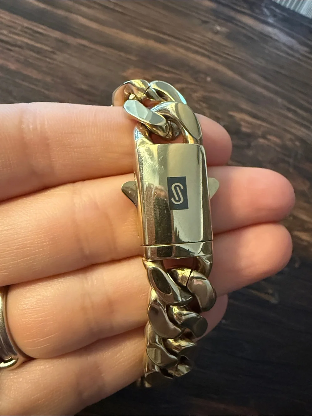 14K Gold Plated Men's Cuban Link Chain Bracelet with Brushed Clasp 8.5”